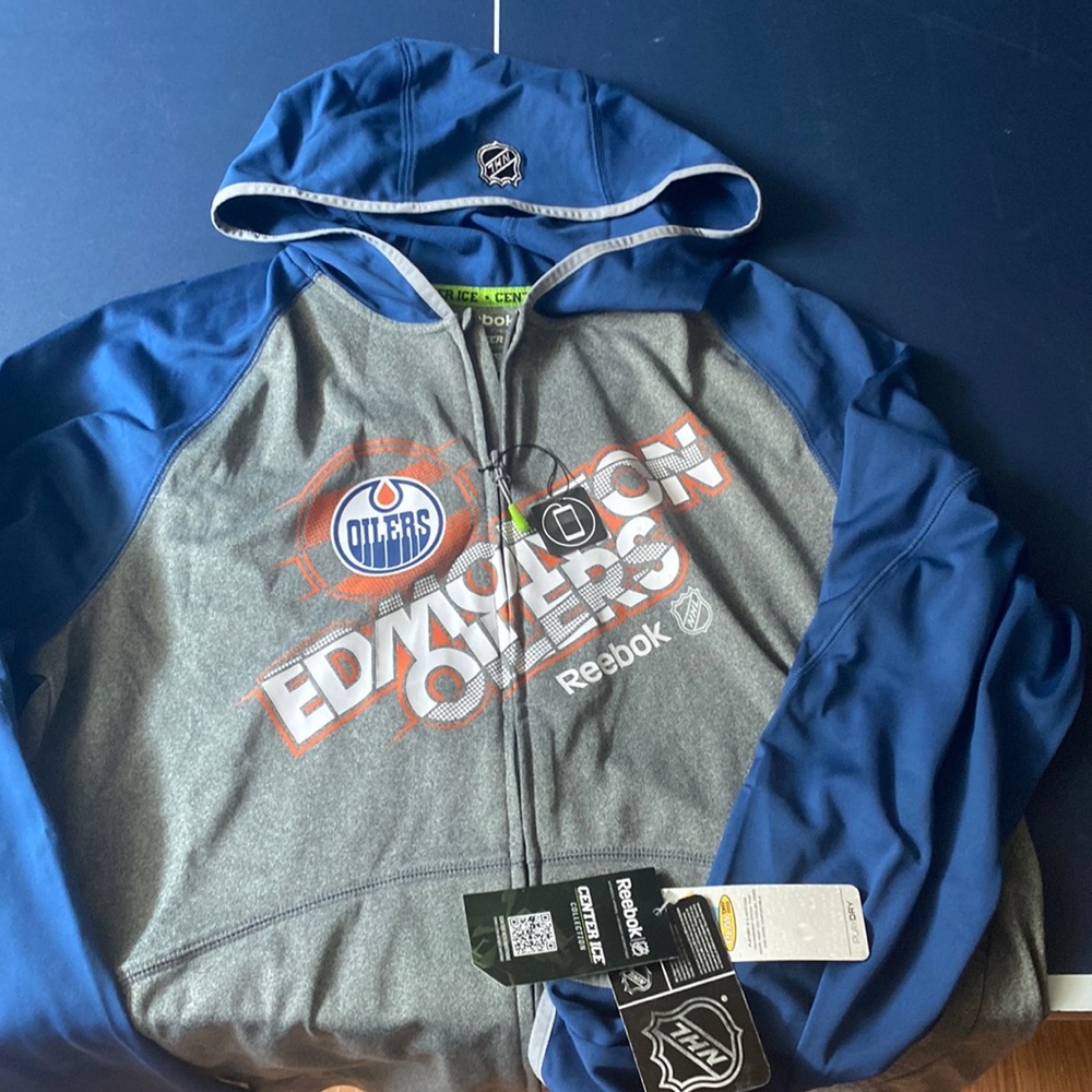 Reebok Center ice collection NWT oilers size large